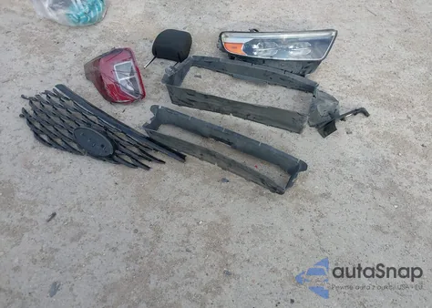 2020 Ford Explorer Xlt z USA, uszkodzony, nr VIN 1FMSK7DH5LGB63553